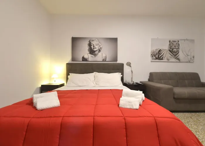 Napoli Central City 4* Neapel