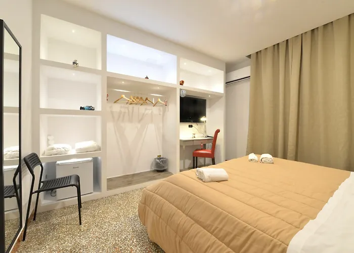 Gasthof Napoli Central City Neapel